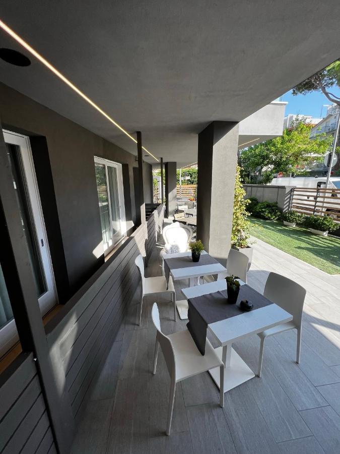 Apparthotel Ardea Ричоне Екстериор снимка