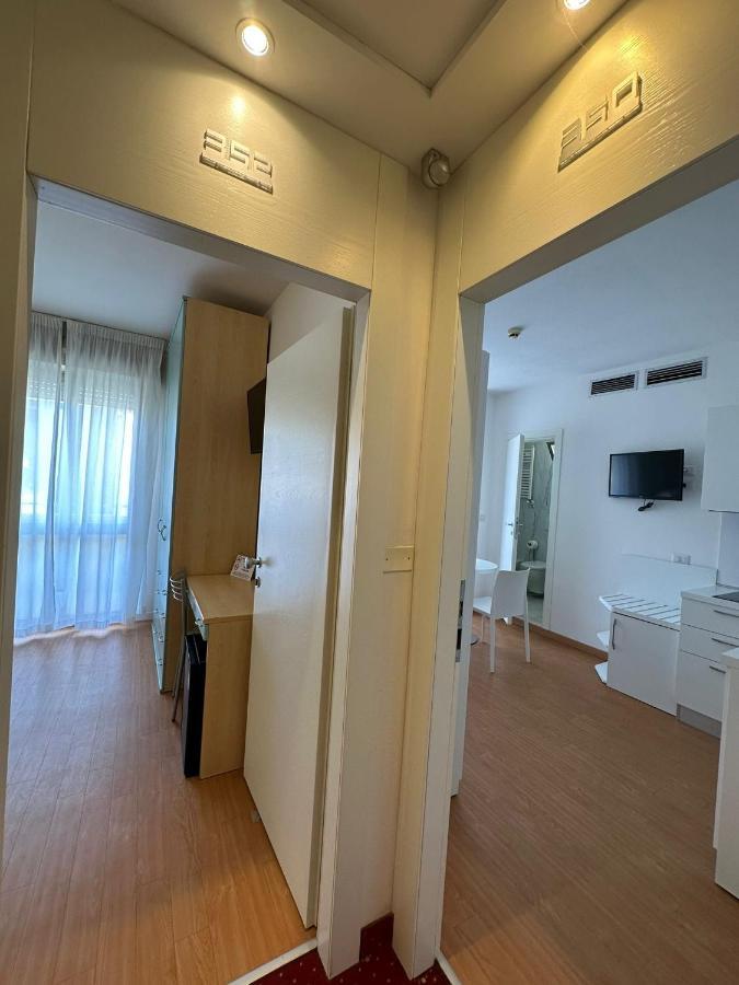 Apparthotel Ardea Ричоне Екстериор снимка